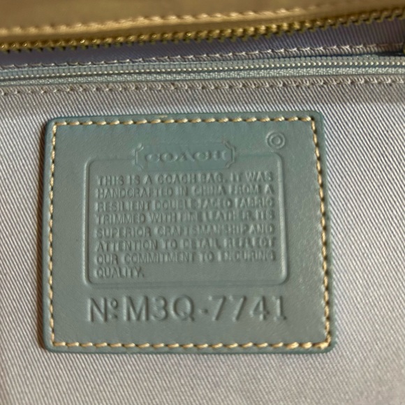 Coach Canvas & Leather Small Tote Excellent Condition - Picture 10 of 11